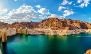 Safety Tips for Families Walking the Top of the Hoover Dam