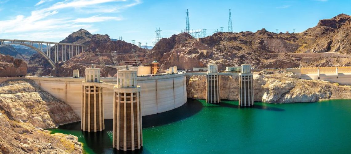 5 Romantic Ideas for Couples Visiting the Hoover Dam