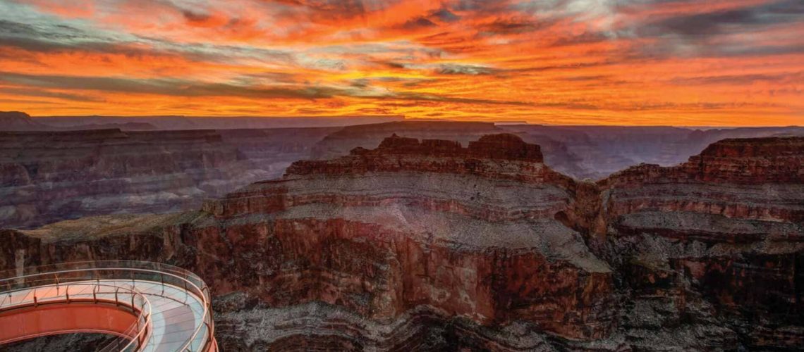 Things To Know Before Visiting The Grand Canyon | Grand Canyon West Ultimate tour | Comedy On Deck Tours